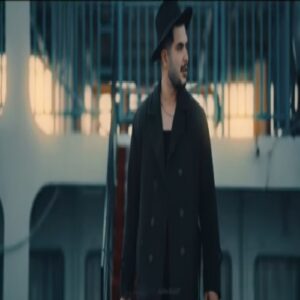 دانلود آهنگ ترکی گوزلرین آیدین (قلبینی وردین اونا گوزلرین آیدین) از مورمن